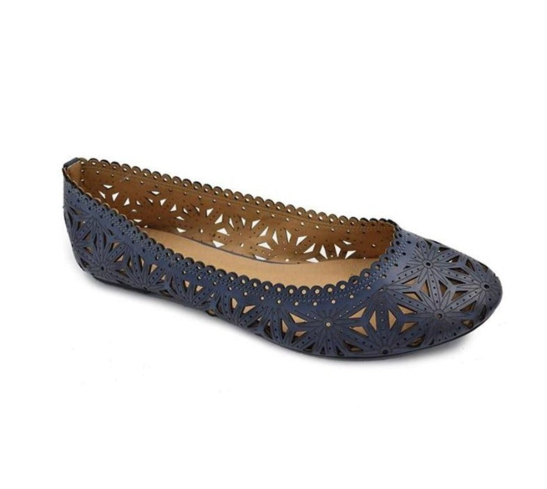 Flower Cut Out Round Toe Slip On Ballerina Flats - Easy Pickins Store