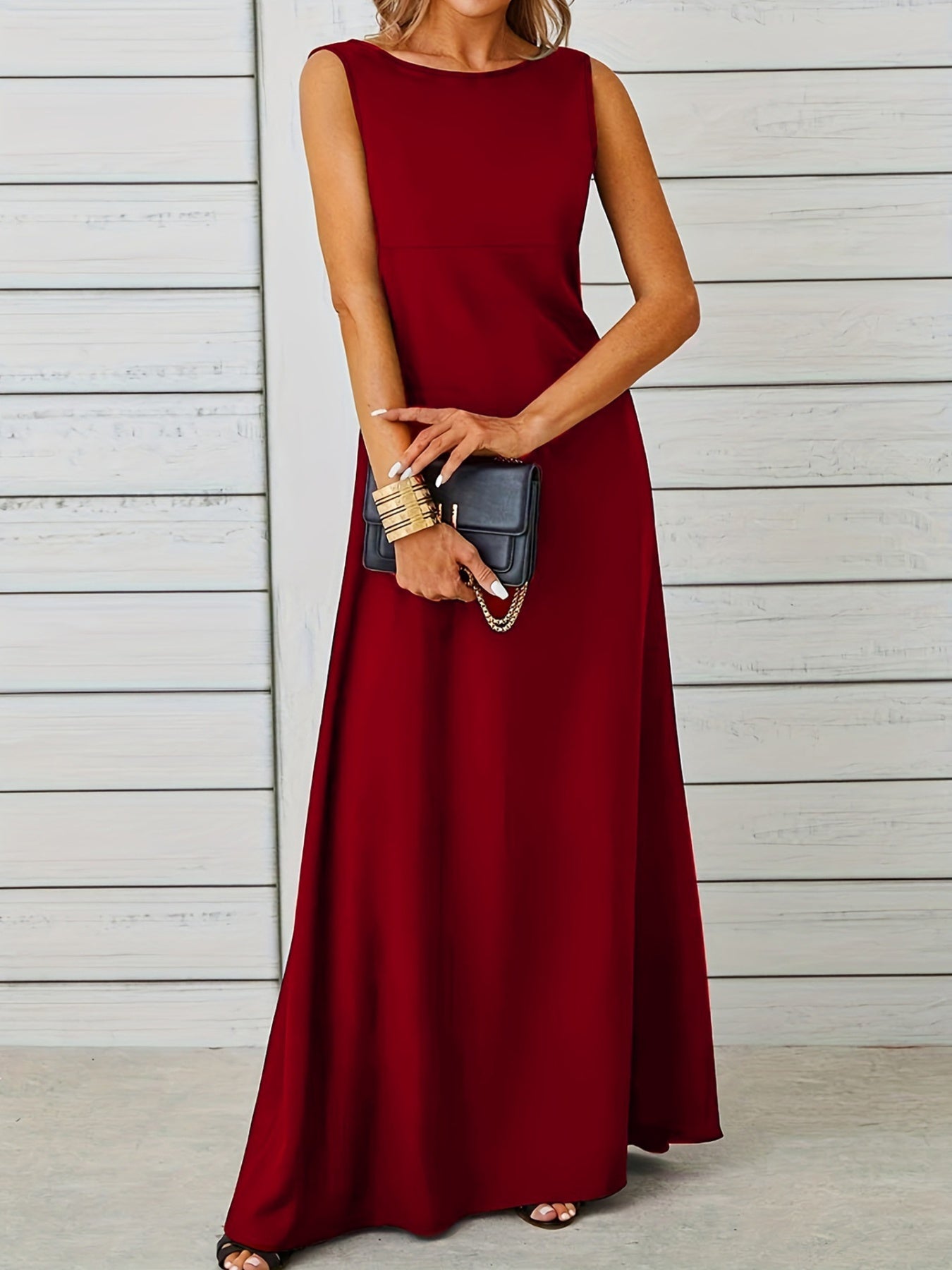 Sleeveless Flowy Maxi Dress in Burgundy