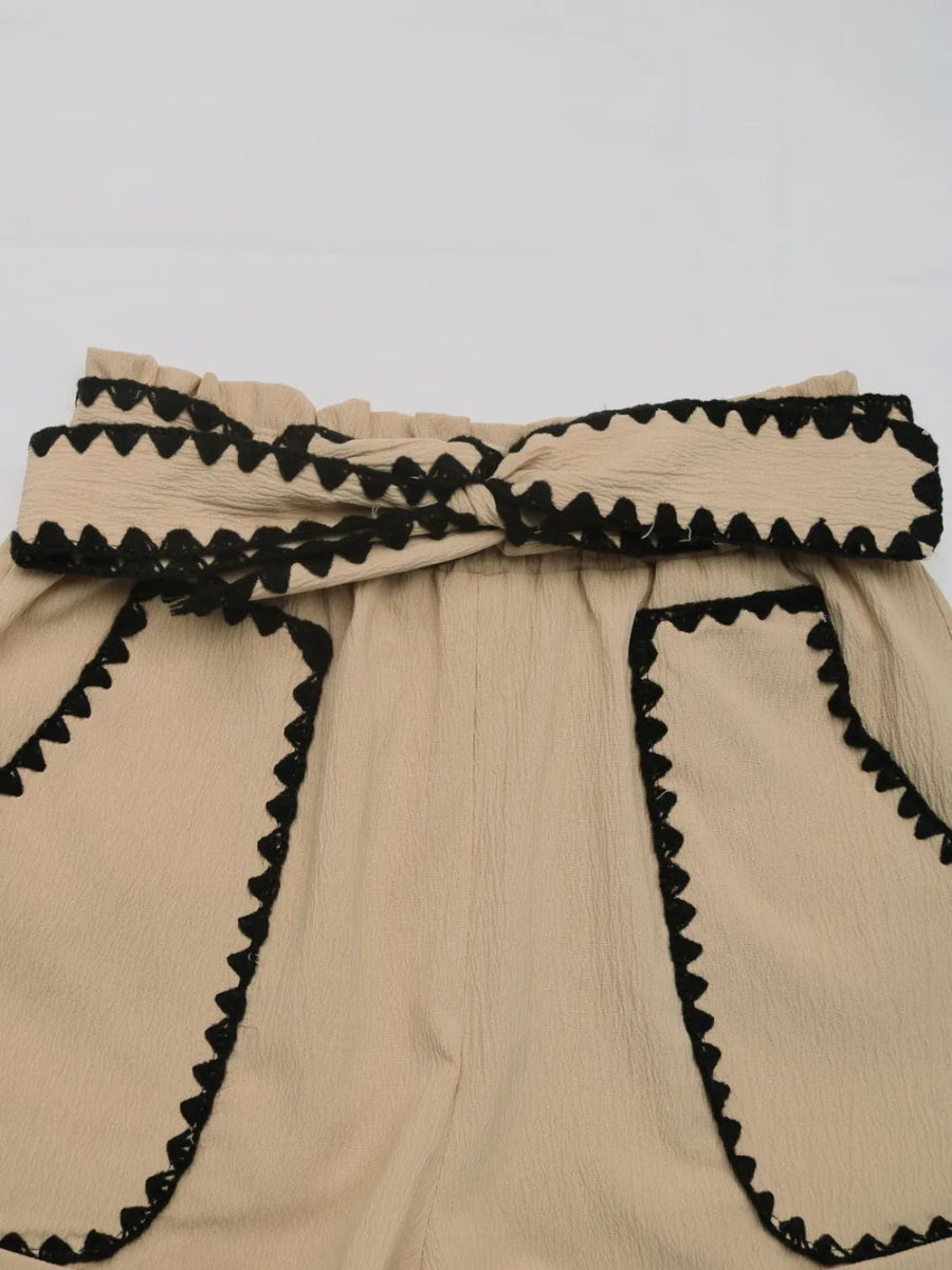 Tied Contrast Trim Shorts - Easy Pickins Store