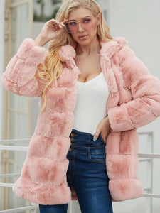 Manteau pelucheux en fausse fourrure