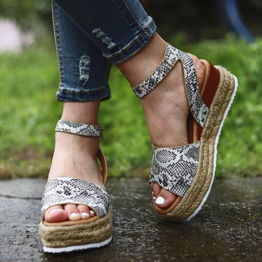 Open Toe Platform Strap Sandals - Easy Pickins Store