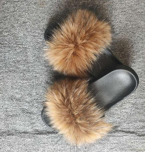 Raccoon Fur Flip Flops - Easy Pickins Store